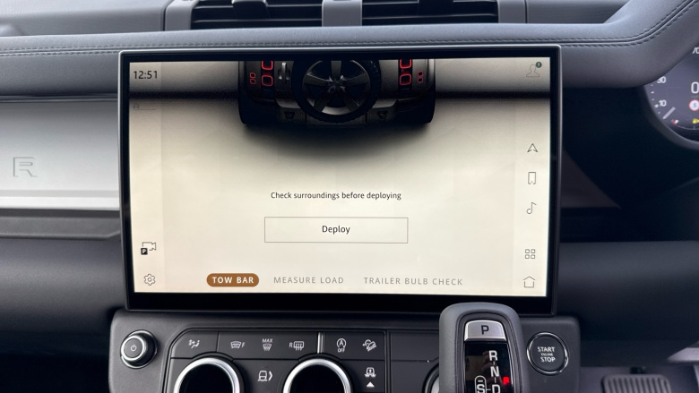 Land Rover Defender 3.0 D250 X-Dynamic SE 90 3dr Auto [6 Seat] Diesel Estate